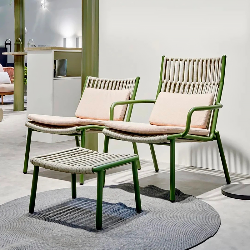 Outdoor tables, chairs, courtyards, balconies, gardens, wicker woven wicker chairs, terraces, waterproof, sun resistant, leisure outdoor table and chair combinations