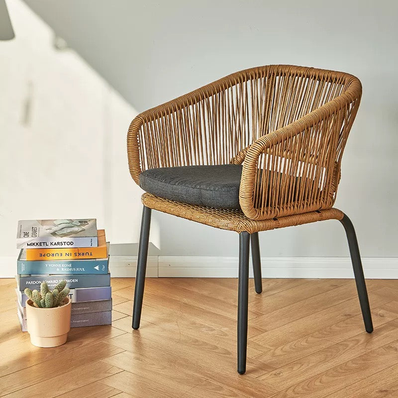 Outdoor Furniture Set: Three-Piece Rattan Garden Chair Set Nordic-Style B&B Dining Chairs with Backrest Rattan Woven Chairs for Relaxation