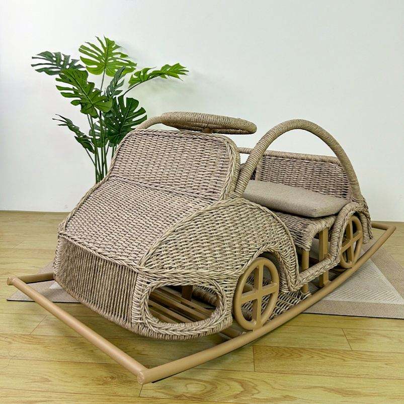 Comfortable and Durable Car Dog House Puppy Bed Cat Kennel People and Pet Sharing Furniture Rattan Furniture Rocking Chairs